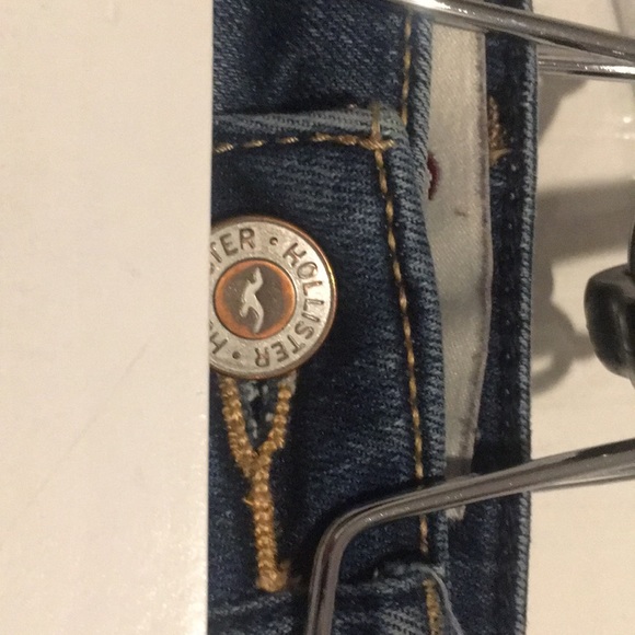 Jeans - Picture 2 of 3